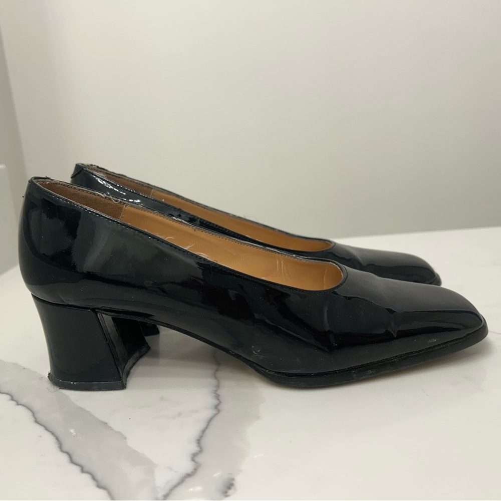 Black Patent Leather Vintage Town Shoes